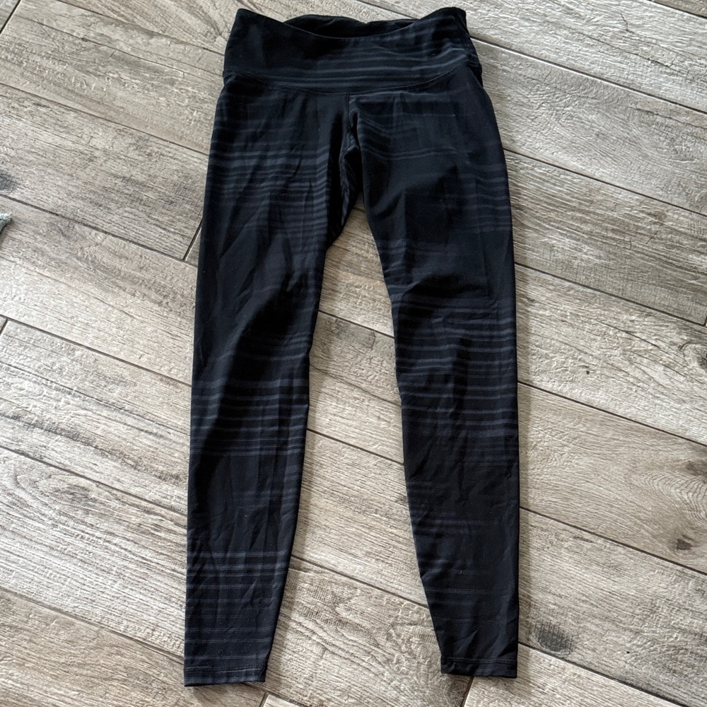 Old Navy black and grey leggings, sz SP